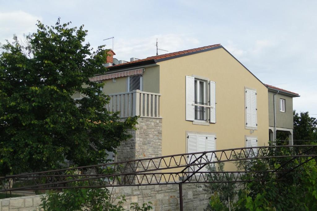 Apartments Villa Ela Umag Buitenkant foto